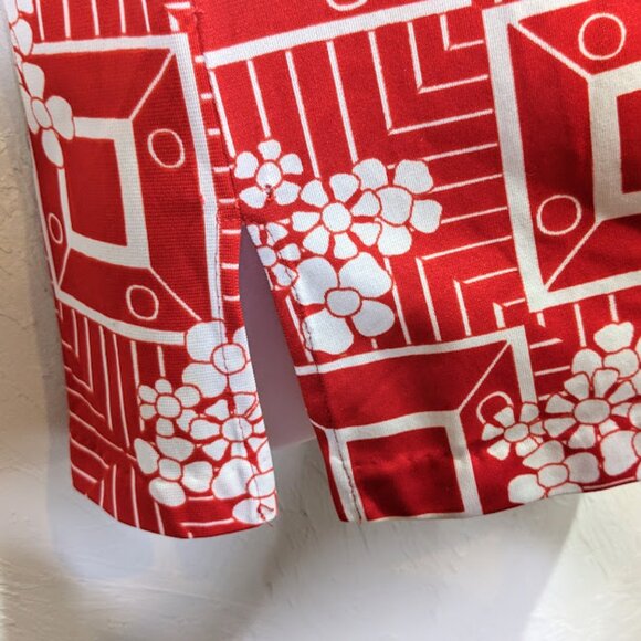 Vintage 1970s Tropical Print Camp Shirt Women's M Short Sleeve Red Button Up - Picture 6 of 6